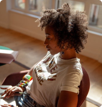 Zoom-sur-les-cheveux-fins Musoya - Produits Naturels Destinés aux Cheveux Afro